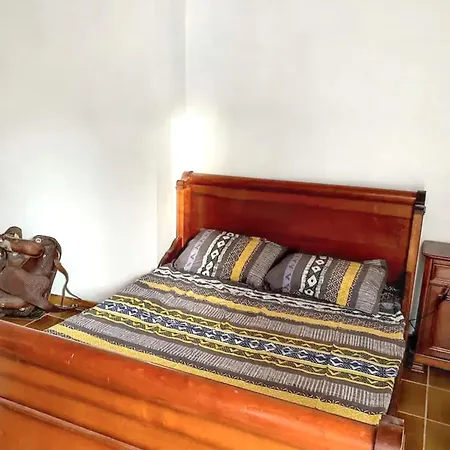 Maison Elegante A Villalier Avec Jacuzzi Holiday home